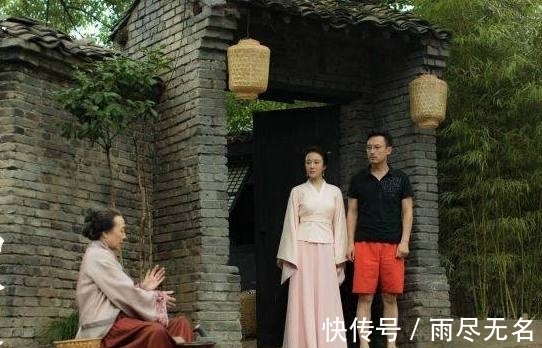 |知否知否,这么搞笑的花絮你知否,戏内正襟危坐,戏外放飞自我