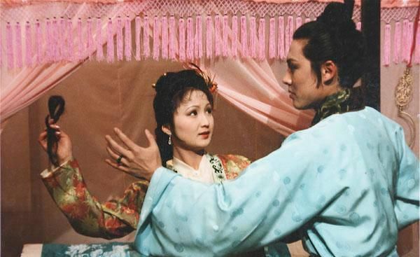 怀孕|平儿跟了贾琏几年,为啥没怀孕你看琏二爷的小厮怎么说