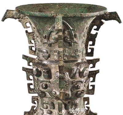 3000年前国宝被丢废品站,考古人员买下,发现底部刻“中国”二字