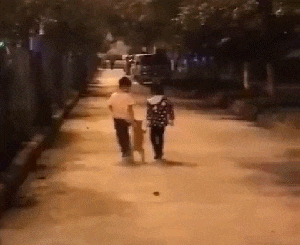 真的|搞笑GIF：【7】你这厉害了啊！这样竟然真的修好了！