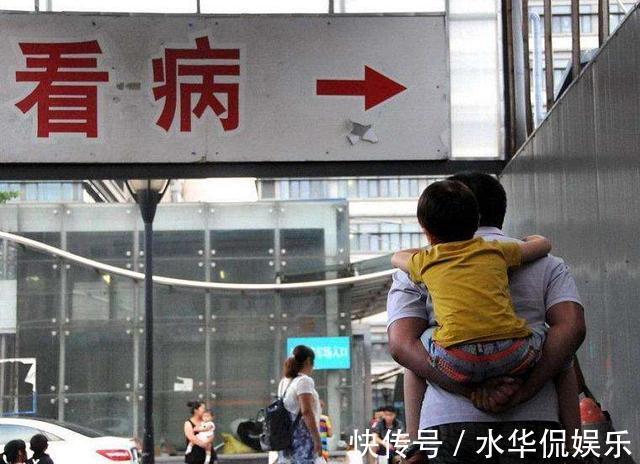 辐射|“谁有吃的,能给孩子吃点吗”父亲无助的声音,让乘客坐不住了