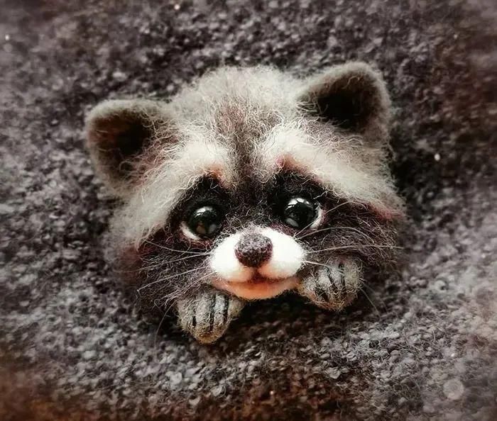 艺术家@逼真到极致的毛毡作品,毛茸茸的小动物,把心都融化了