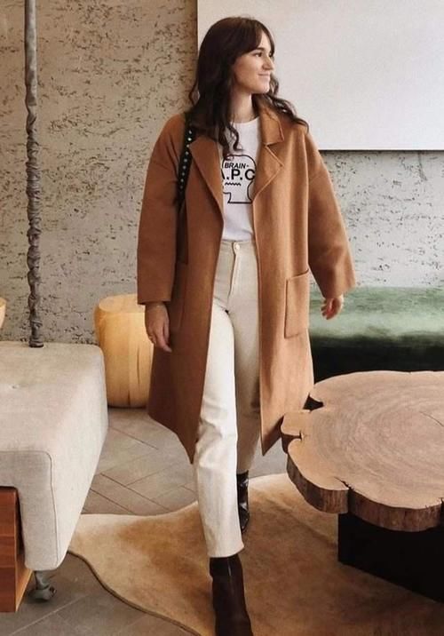 今年超火的双面呢大衣,时尚与风度并存,还不学起来!