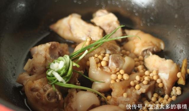 女人再懒也要学会这“菜”，一周吃一次，肌肤红润紧致，裸妆也美