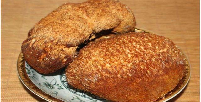  只有东北人才敢吃的4种烧烤，第3种看着就想吐，难以咽下