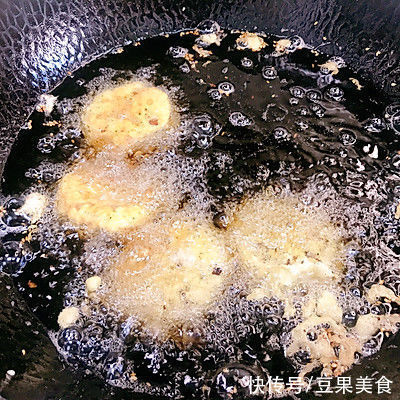 做饭|三分钟做好酥炸藕夹，做饭太简单