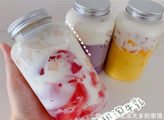最近超火的网红牛乳,也能在家自己做,食材配方超简