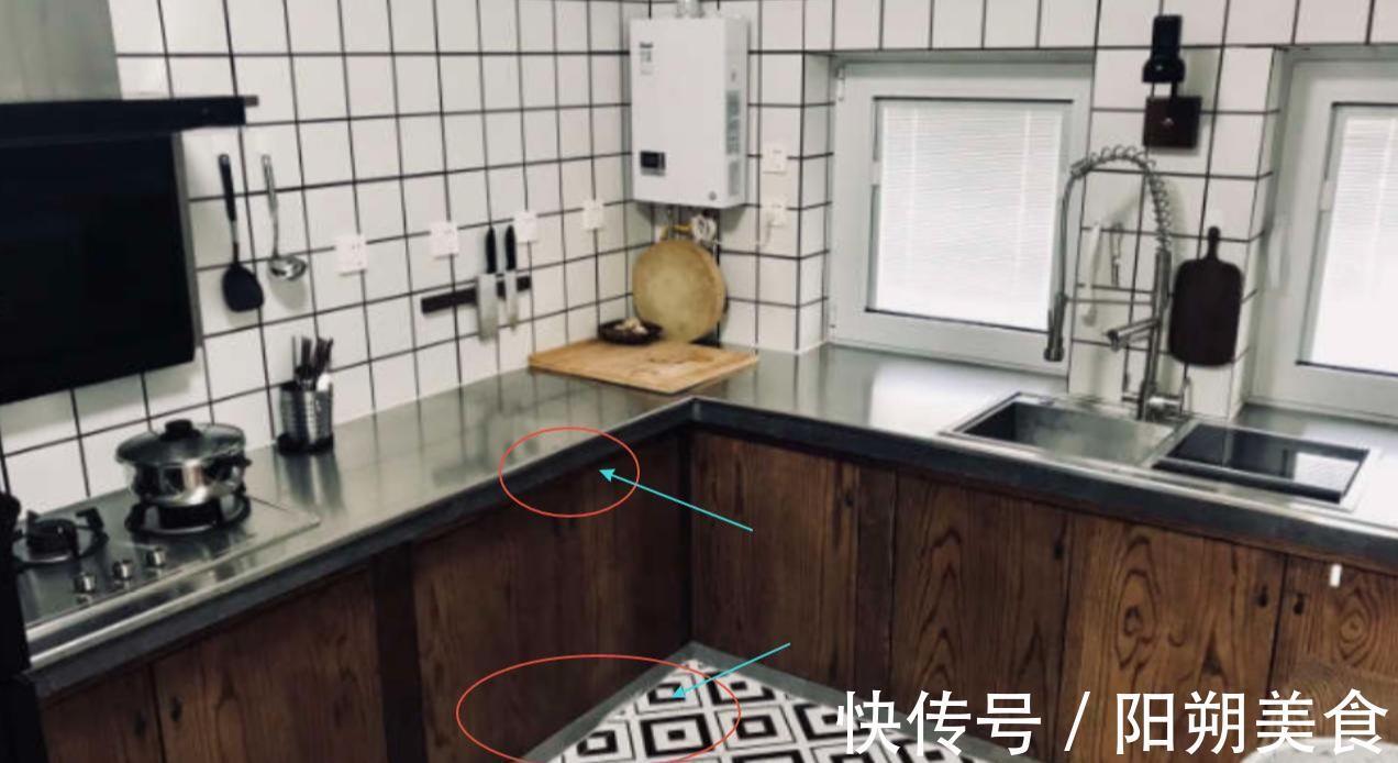 水泥|越来越多人不装橱柜,用水泥直接砌筑,看似实用,聪明反被聪明误