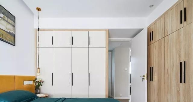 电视墙|越来越多人装修做减法,客厅不要电视墙,这么装住三代人也不过时