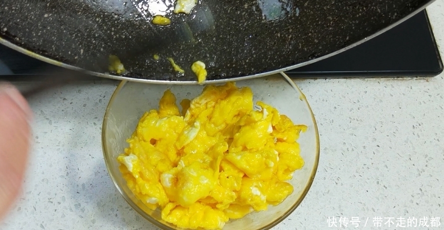 我家面条从来不炒,不做汤面不凉拌,5分钟出锅,连吃3天也不腻
