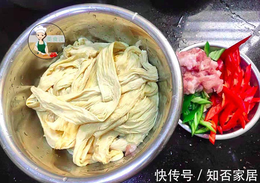 秋天|秋天,此菜常做给孩子吃,蛋白质和钙极高,润燥鲜美,营养不上火