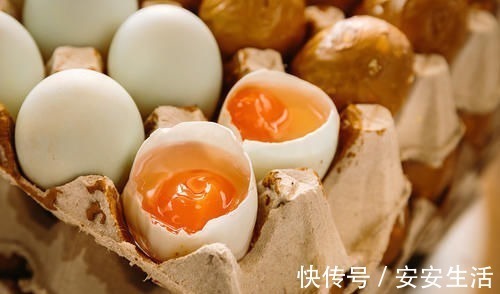 血脂|吃洋葱能降血脂?内科主任:真正降血脂的是它,常吃保持血管年轻