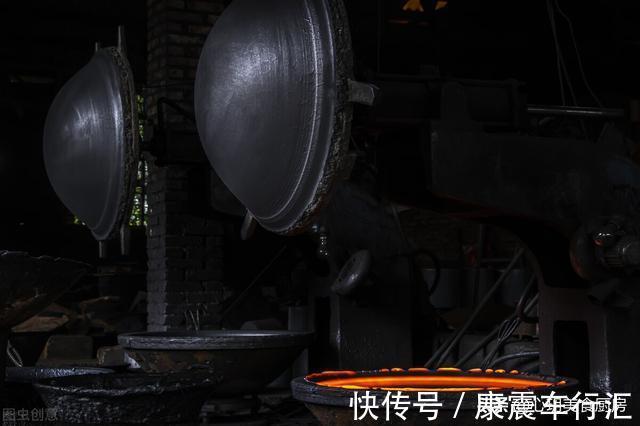 生铁锅|同样都是铁锅？为什么会粘锅和生锈，大厨详细讲解，别再用错铁锅