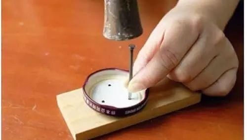 没想到老干妈瓶子能做成这个，后悔扔了那么多……