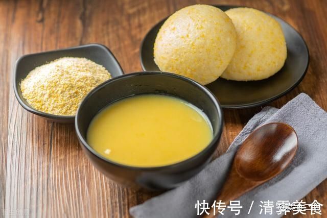 做法|玉米面超好吃的做法，是老一辈都会的手艺，松软清甜，从里香到外