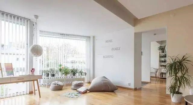 顶楼|81㎡却住出了别墅的感觉,还有入户花园,一眼就被迷住了!