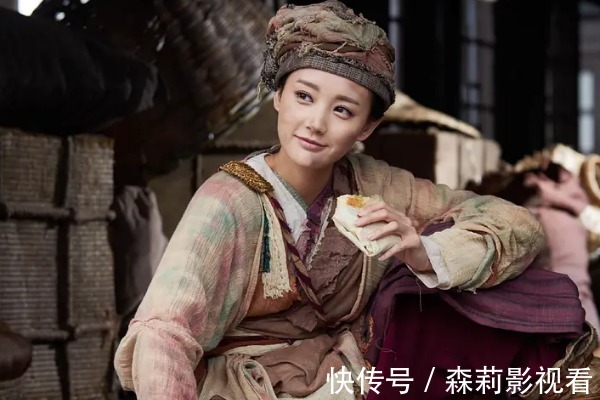 金庸@郭靖与华筝从小玩到大,为何却不愿娶她?这个缺点谁受得了?