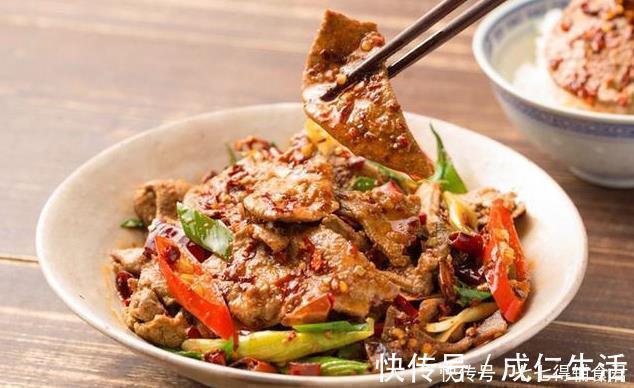 猪肝只用水洗相当于吃毒素，教您一招，猪肝洗得干净，吃着放心