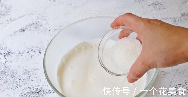 巧克力酱|冰爽可口的雪糕在家做,好吃卫生,健康又营养!