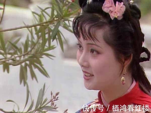 红楼梦&宝钗可敬,但不可爱。是什么造成了她的不可爱?