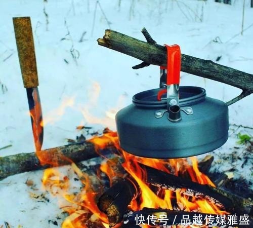 喝生水|为什么只有中国人才喝热水?有3个重要原因,很多国家却不具备