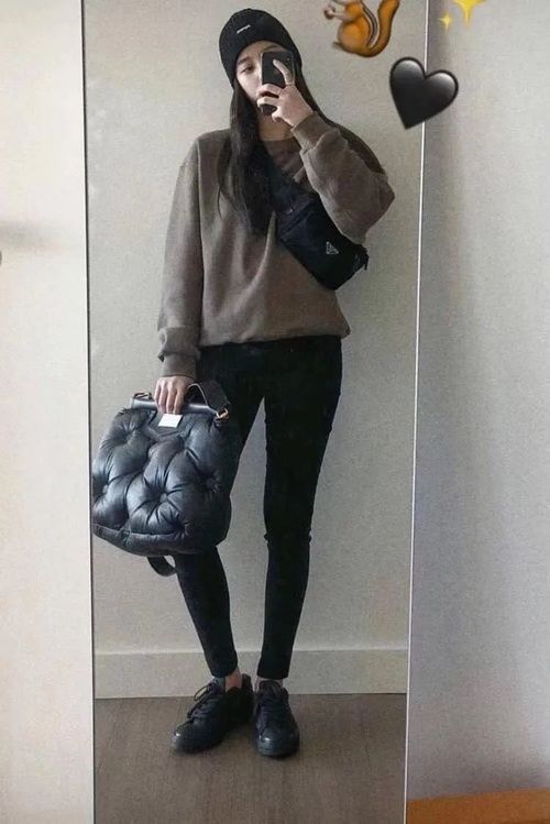 羽绒服穿在你身上显臃肿？穿在它身上刚刚好！