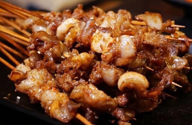 中国|烧烤界的3种“扛把子”,几乎去吃烧烤时都会点,网友好想吃