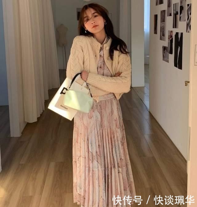 身长腿短穿衣显矮？没关系！学会这3个小技巧，打造完美比例