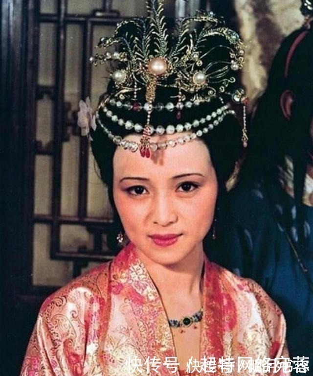 秦可卿&秦可卿大丧,秦钟做的一件荒唐事,暴露出秦家一个不为人知的秘密