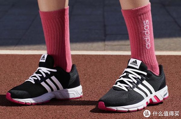 推荐 久穿不累，冬季通勤必备，8款颜值在线的adidas女鞋推荐