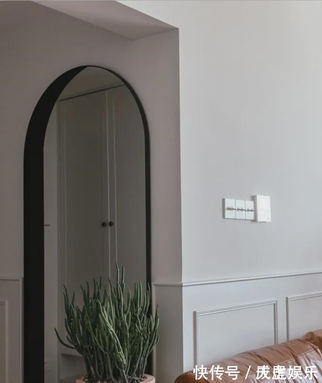 三居|110㎡三居,非传统客厅、超舒适餐厨区、绝美阳台,还偷出一间房