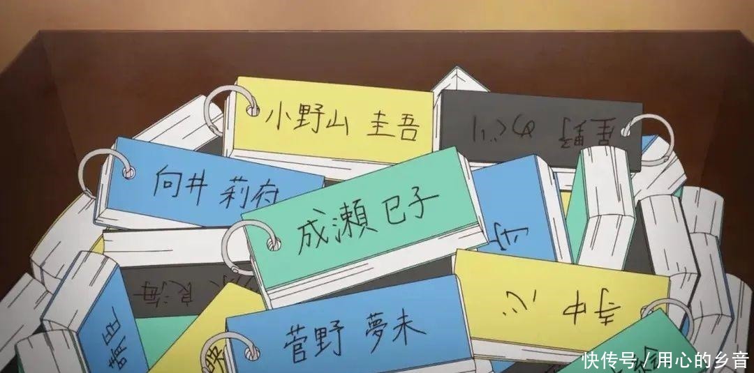 交际花|《时光沙漏》蠢萌女友x漂亮班花,我想尝下你嘴角什么味道!