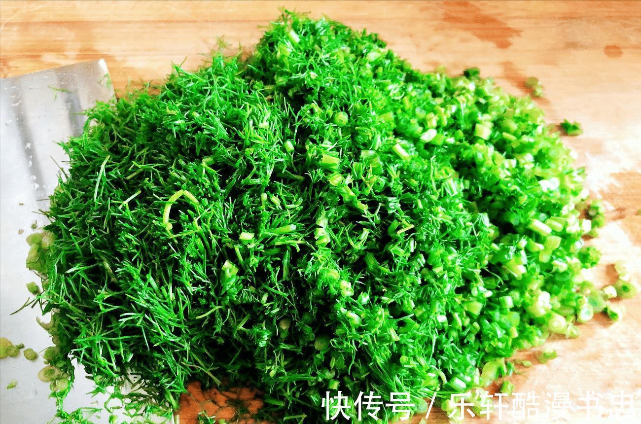多汁|头伏包饺子,还得用这个菜,皮薄馅大,鲜嫩多汁,老人孩子都爱吃