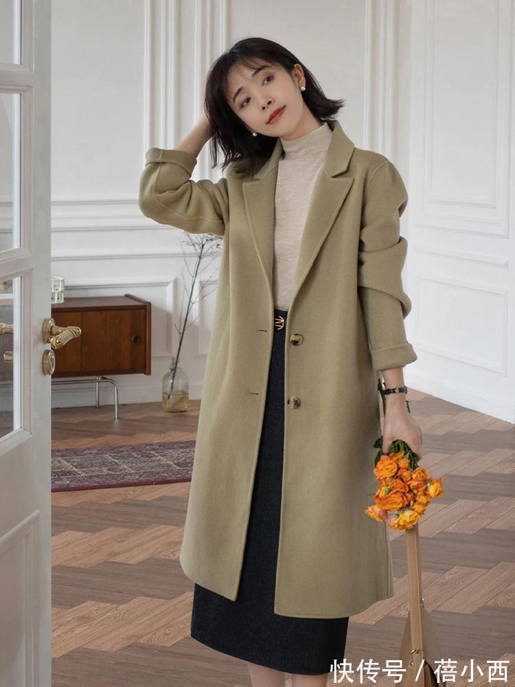 搭配 奔三奔四的女人,建议多穿“这4种颜色的大衣”,高级感扑面而来