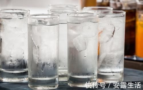 胃黏膜|比辣椒还伤胃的3大食物,你若常吃,胃病“找上门”还不自知!