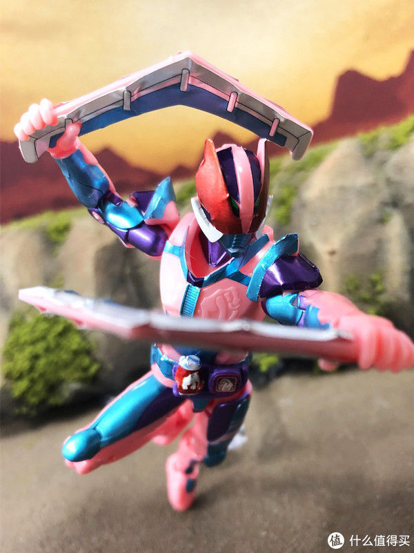 可动性|《假面骑士利维斯》食玩装动猛犸基因组玩偶官测!