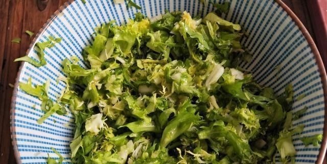 美味|这菜浑身都是宝，上火便秘就怕它，加个鸡蛋炒一炒，营养又美味