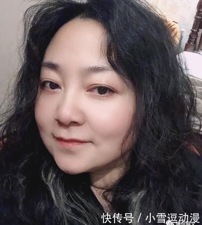 爱笑爱疯癫的火爆女孩 如何摇身变为“女尊开山鼻祖”!