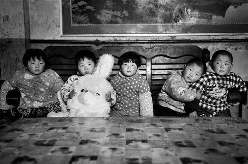 葫芦娃|五胞胎姓“周”,登记出生证明时看到名字医生笑翻:你没开玩笑吧