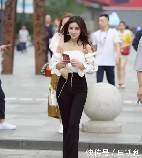 时尚|街拍小姐姐优美的穿搭，呈现出优雅淑女气质，更迷人更时尚