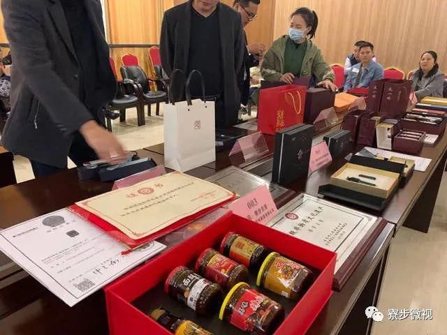  文化|中国作协副主席李敬泽来寮步参观考察，感受莞香文化魅...