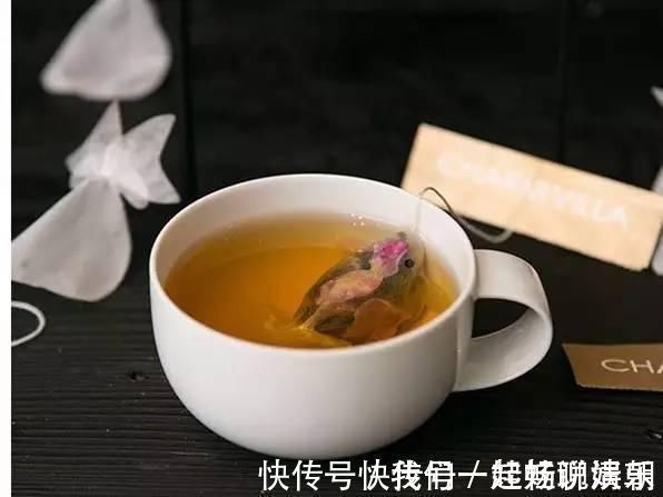 把这些东西倒进花盆里,家里的花都长疯了!