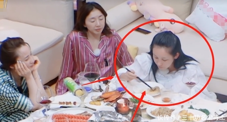 嘉宾|《妻子5》嘉宾用餐引热议,宵夜7人点了十几个菜,结果却吃剩一堆