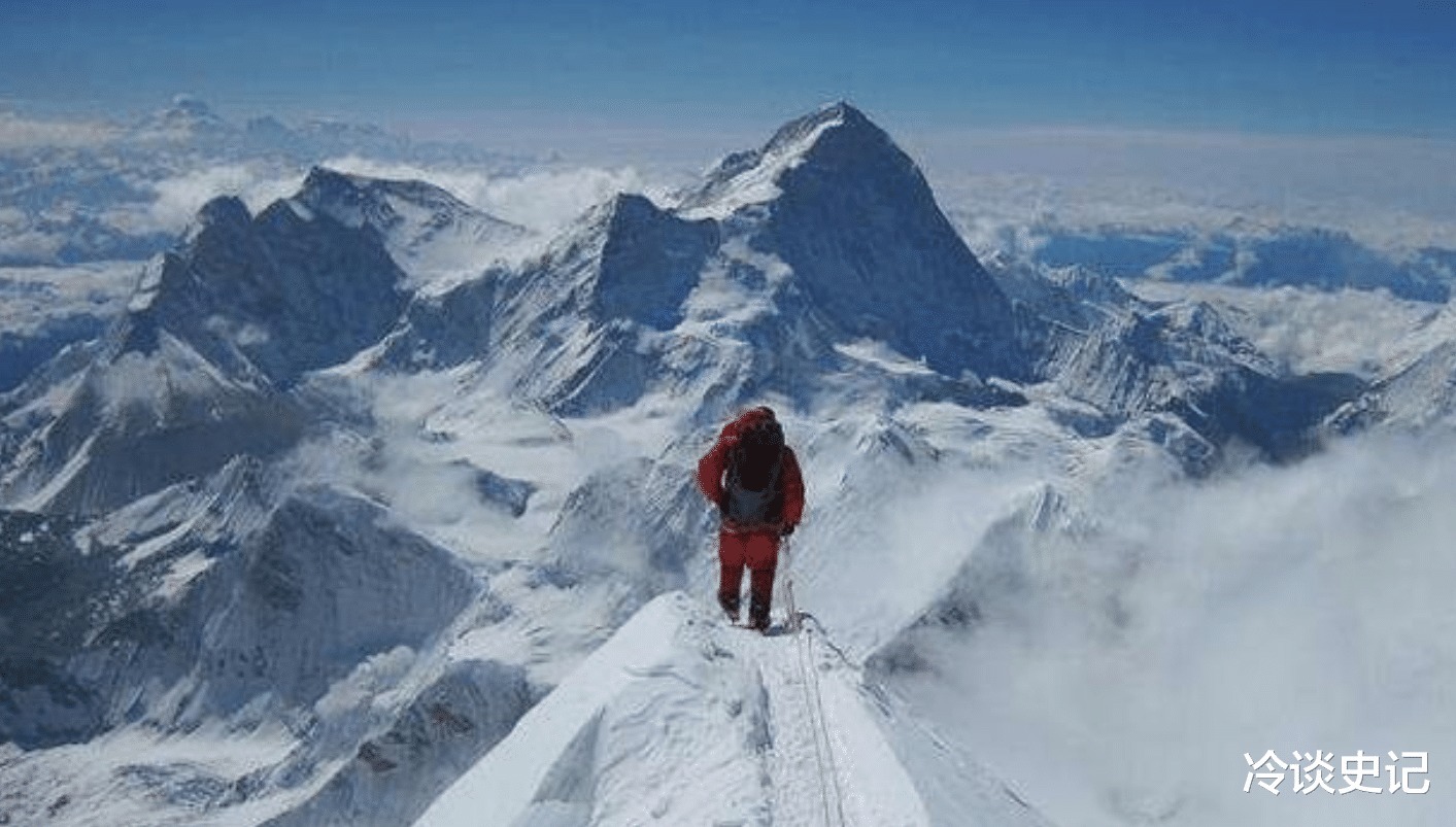 珠峰“睡美人”冰封22年成著名登山路标，曾哀求不要丢下她