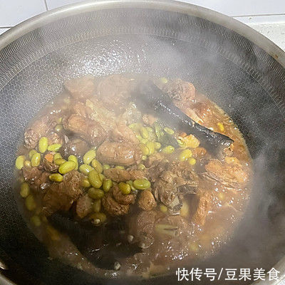 毛豆烧鸡|美食新滋味：好吃不腻的毛豆烧鸡