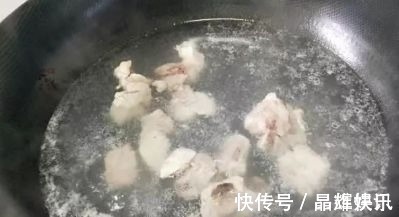 黄花菜|失眠最怕这道汤,隔2天喝1碗,一觉睡到自然醒,想睡不着都难