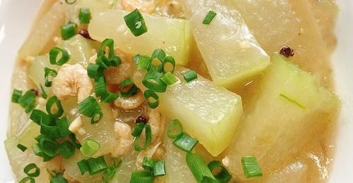 清热解暑|天热多吃这道菜,清热解暑又补水,简单一炒,比吃肉还香