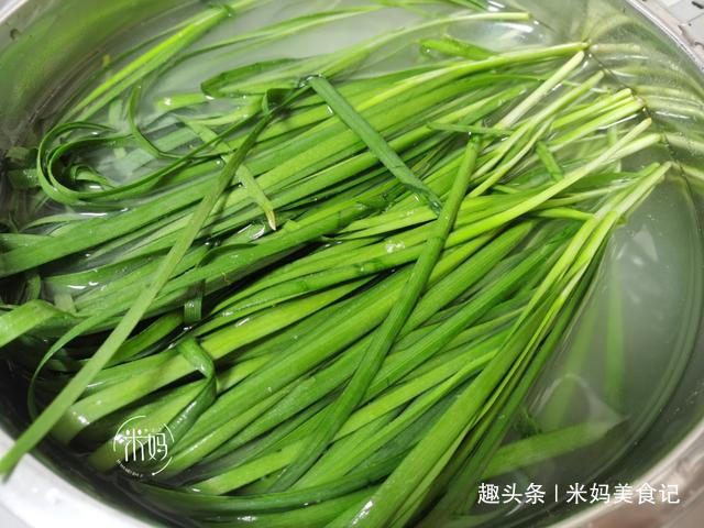 做韭菜馅饼，这2种调料别乱放，不少人都搞错了，难怪不鲜不香