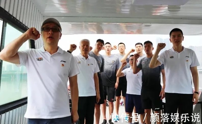 辽宁青年队|辽篮四消息!李洪庆力挺全华班,赵继伟荣登人民日报,全队游浑河
