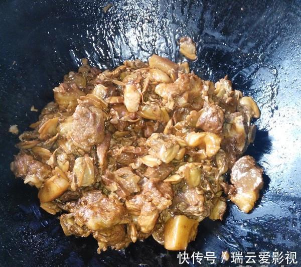 河里的这种野味,被大家叫做“淡水鲍鱼”,蛋白质是牛奶的4倍